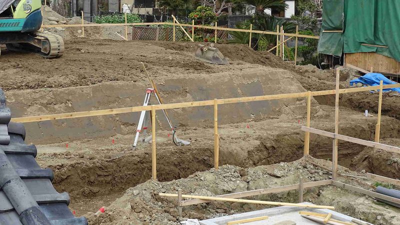 小型建筑工程队与正规公司的对比：如何选择更可靠的合作伙伴